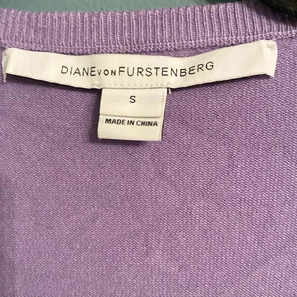 Diane Von Furstenberg women’s wrap sweater - small - silk/cashmere blend - lilac - Picture 2 of 8